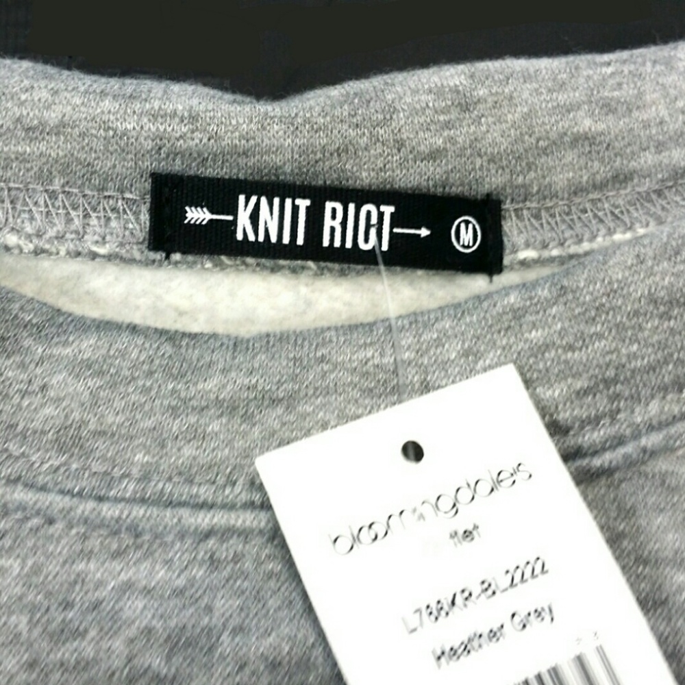 Knit Riot No Sweat Cropped Gray Sweatshirt M W204 - Picture 3 of 7
